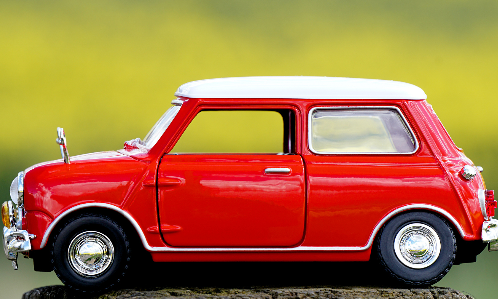 New car discounts for high school seniors going off to college, college grads, and grad students
