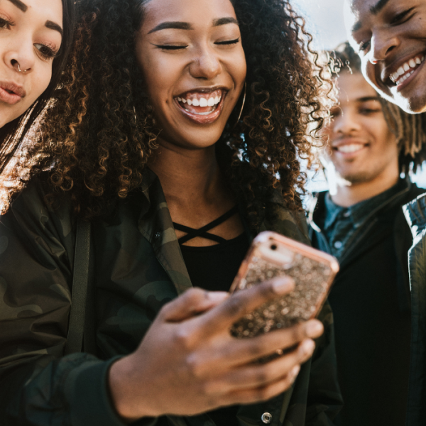 Fall Scholarships For High School Seniors and HBCU Students