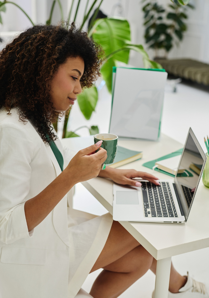 High school student sitting in the school counselor's office looking for business scholarships for college student, senior year, financial assistance, business program, application process, international students, college scholarships, undergraduate degree, MBA program, harvard business school, eligible students